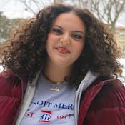 Helen Guirgis headshot