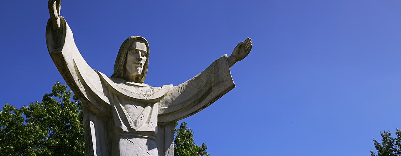 statue of jesus in sacred heart square